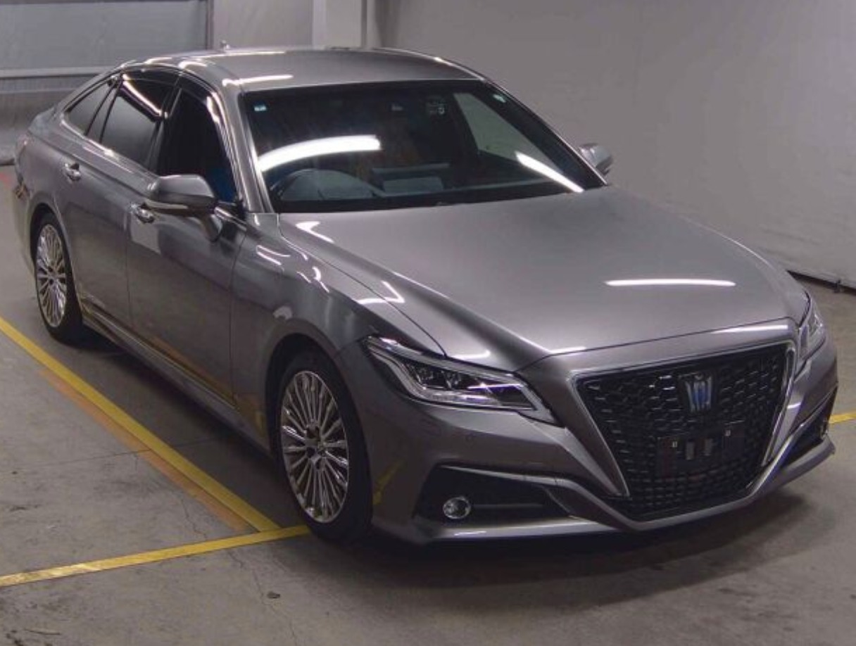 Toyota Crown Hybrid G 2021